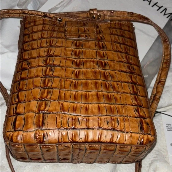 (Fairly New)Brahmin Tan Crocodile Embossed Marley brown leontyne Crossbody Bag - Picture 3 of 5